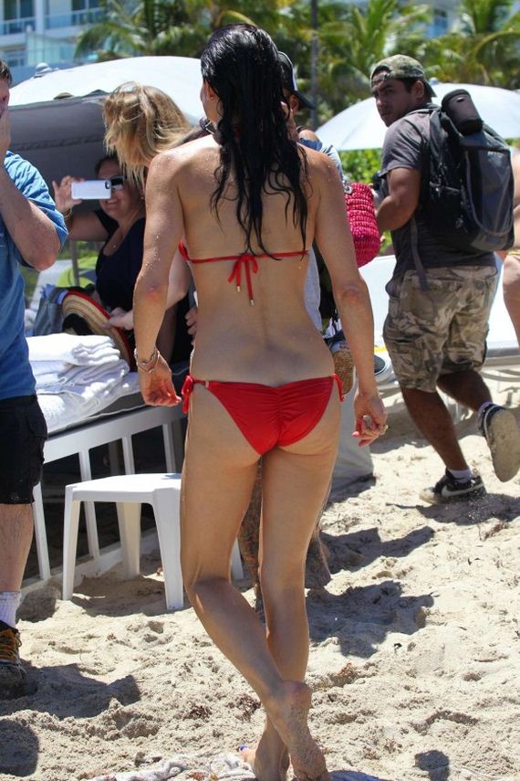 Bethenny-Frankel-bikini-photos -2013-Miami